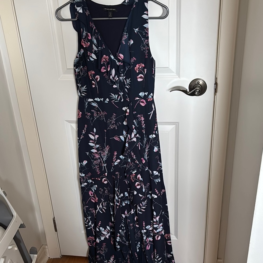 Banana Republic Blue Sleeveless V-Neck Maxi Dress